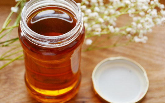 Почему мед с кислинкой