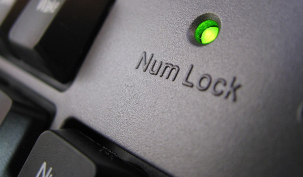 Где находится кнопка Num Lock