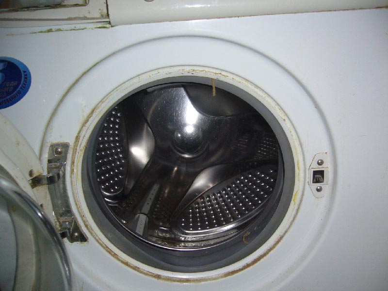 Причины запаха из стиральной машины