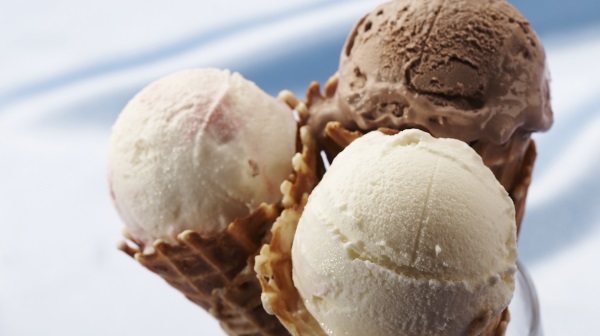 Почему мороженое не замерзает в морозилке
