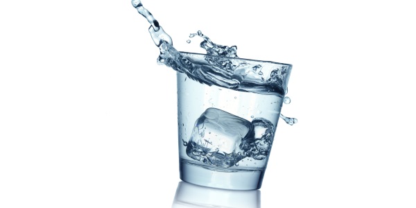 Зачем пить 2 литра воды в день для похудения