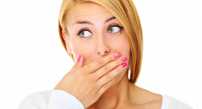 Что делать, если изо рта неприятно пахнет